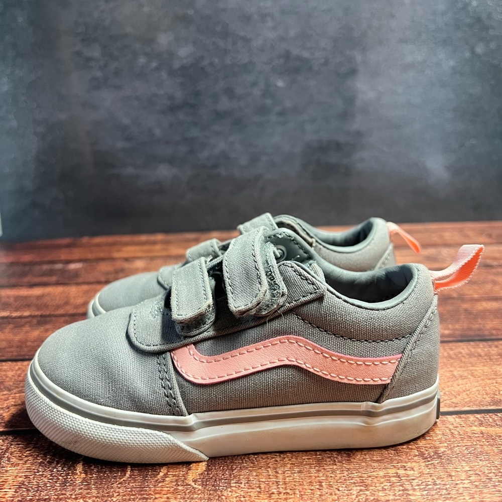 Vans Kids' Sneakers in Gray and Pink
